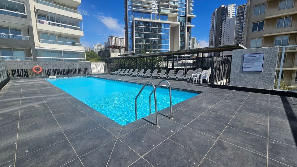 Apartment | Pool | Seasonal outdoor pool