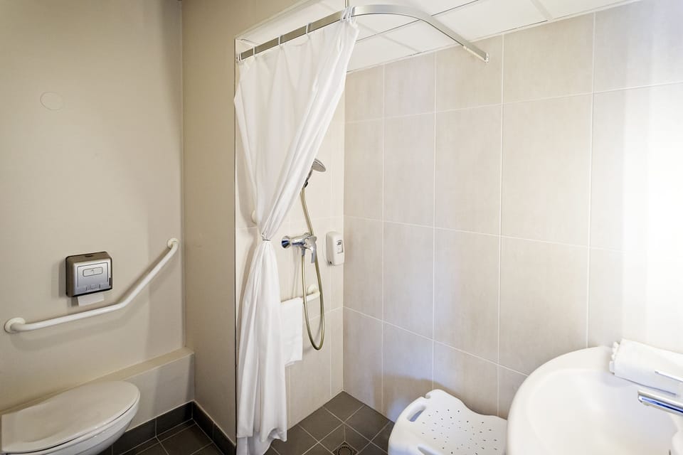 Double Room, Accessible, Non Smoking | Premium bedding, desk, soundproofing, free WiFi