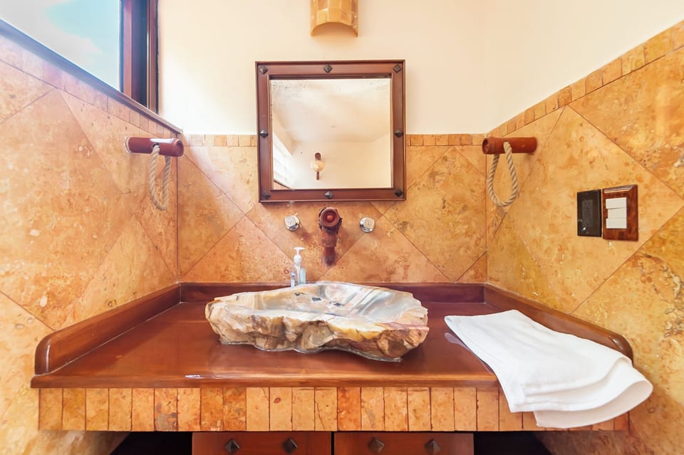 Classic Double Room, Pool View | Bathroom | Shower, towels, soap, shampoo