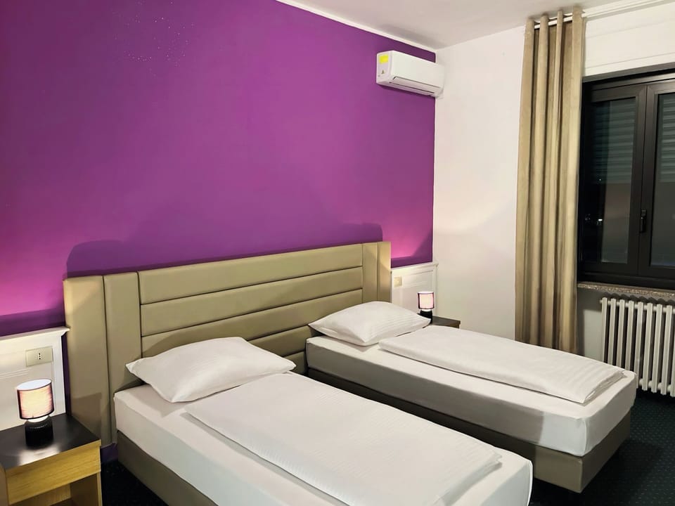 Comfort Double or Twin Room | Desk, laptop workspace, free WiFi