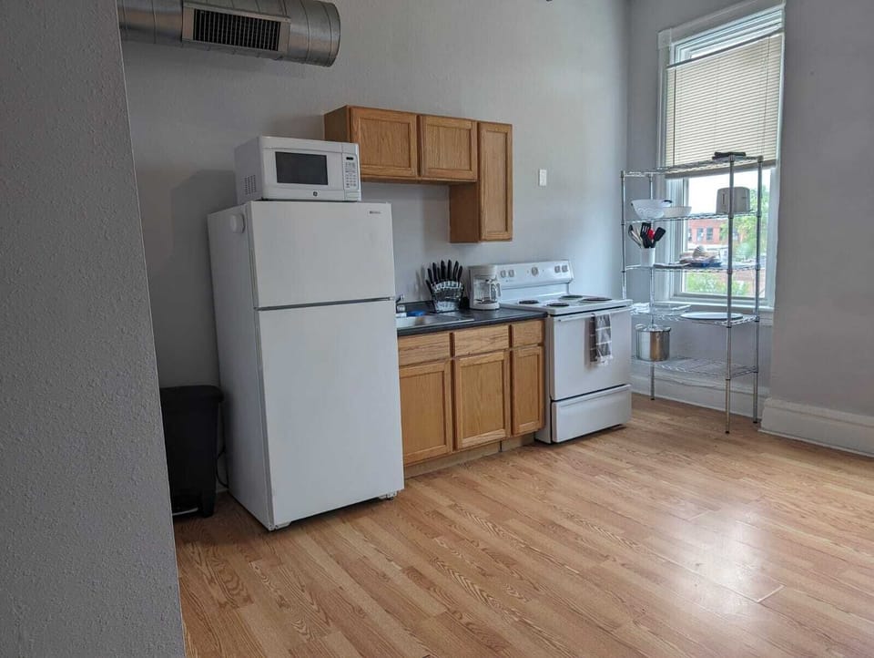 The kitchen feature offering ample room for meal prep.
