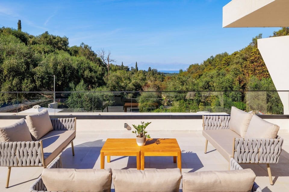 Villa Optima image