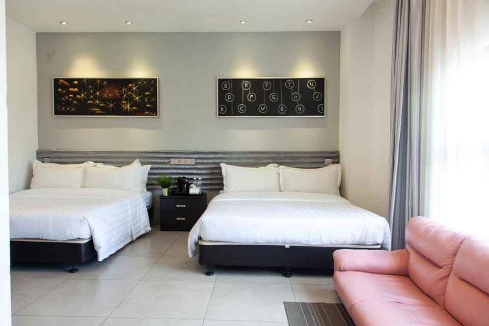 Premium bedding, minibar, in-room safe, desk