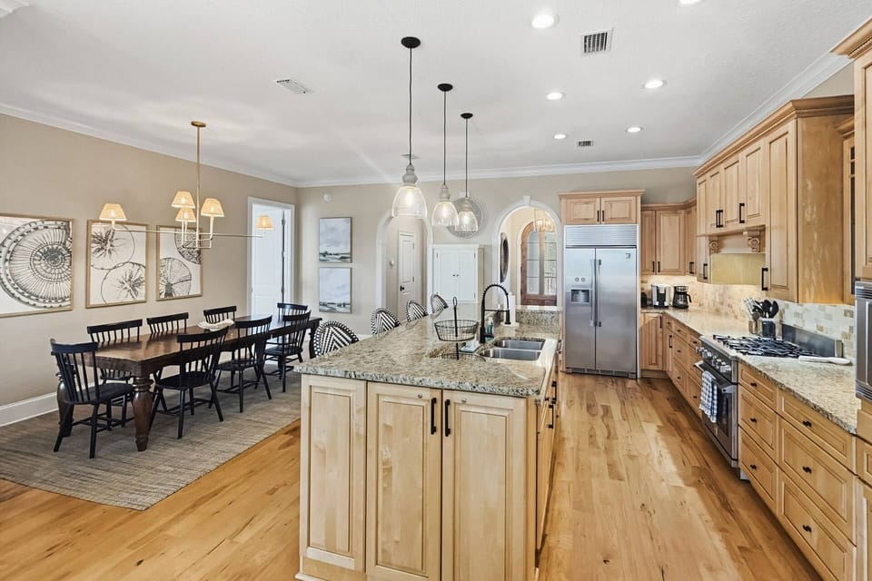 You won't be bumping elbows with anyone in your roomy, elegant kitchen.