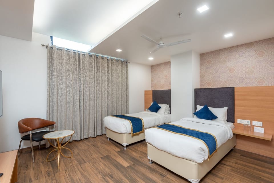 Deluxe Double Room | Memory foam beds, minibar, desk, laptop workspace