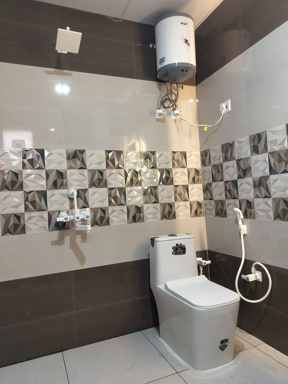Standard Double Room | Bathroom