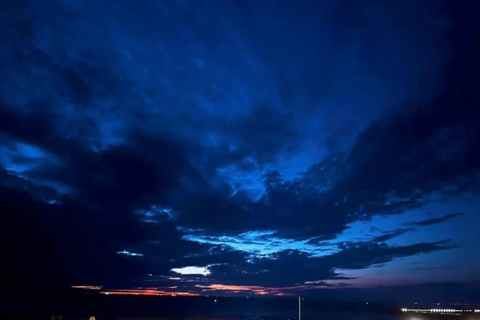 Region [summer] (>5 km)