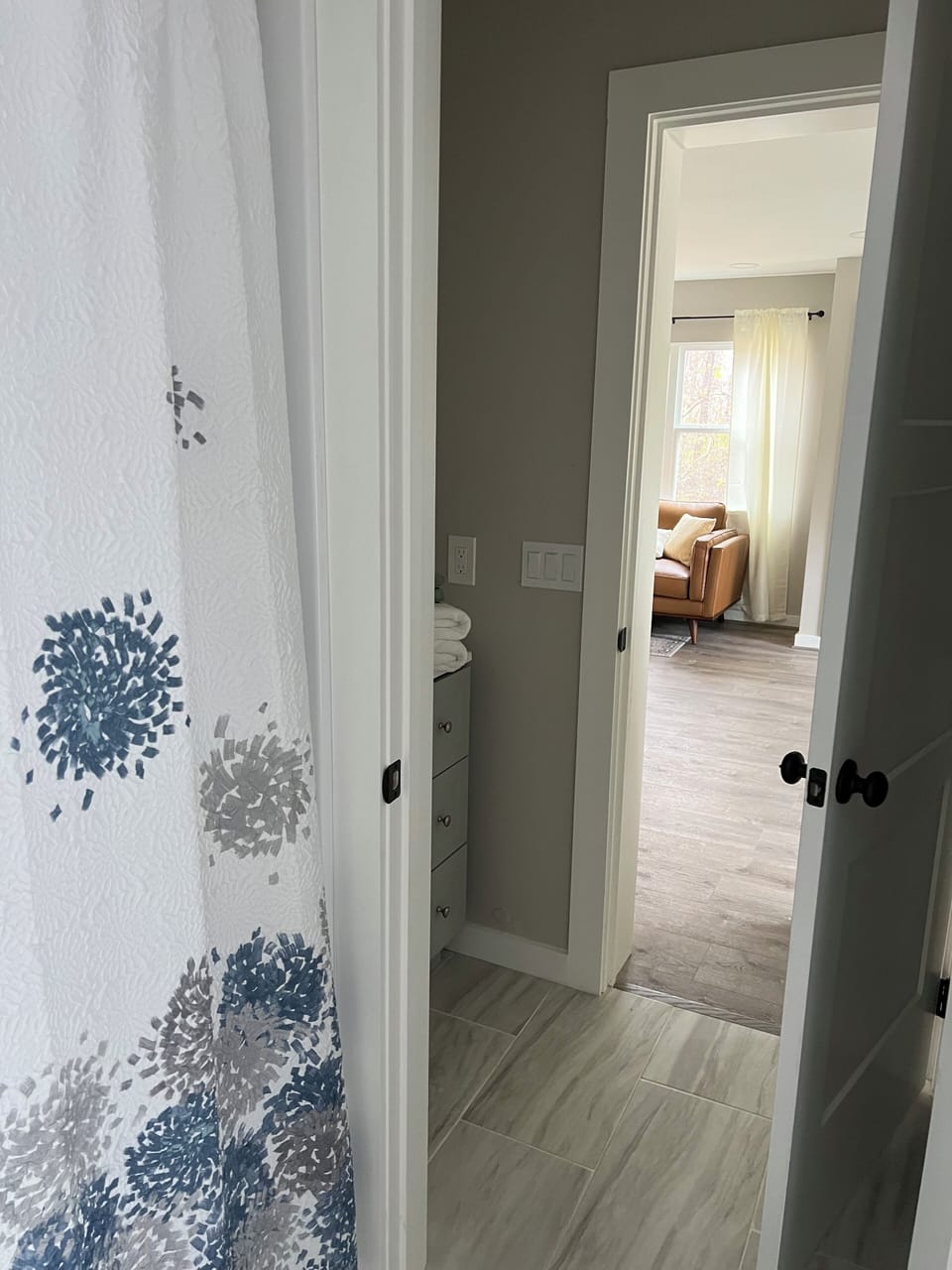 Upstairs Jack andJill bathroom