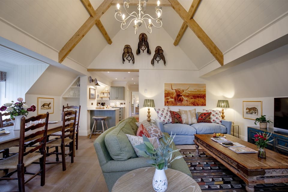 Jerards Stables, Sandford Orcas, Sherborne: Enjoy the wonderful styling and characterful features