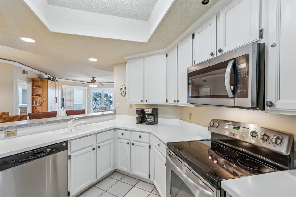 Kitchen at 404 Windsor Place