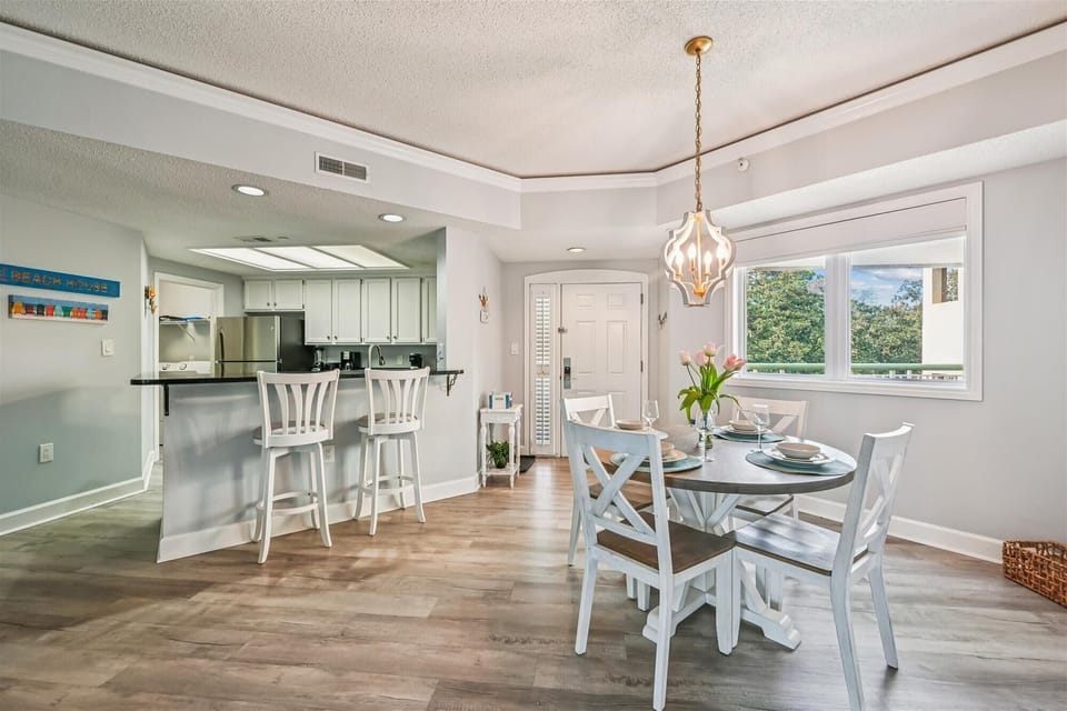 Dining Area and Kitchen at 406 Windsor Place