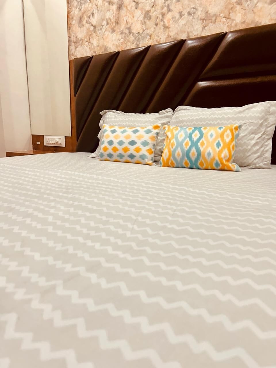 Classic Double Room, Park View | WiFi (free)