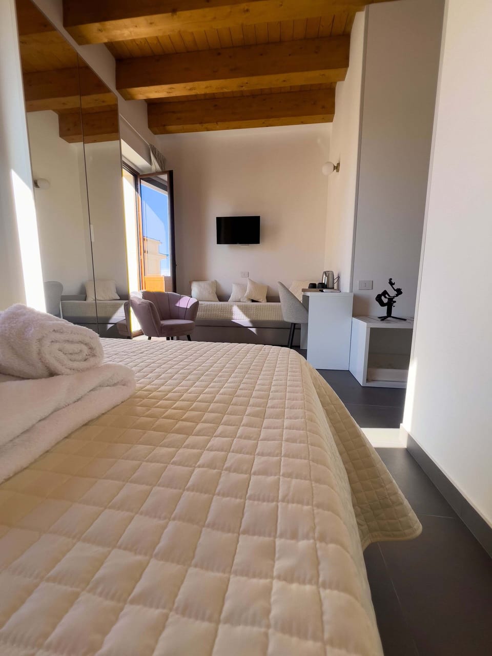 Family Room, Multiple Beds, Balcony | Minibar, in-room safe, desk, blackout drapes