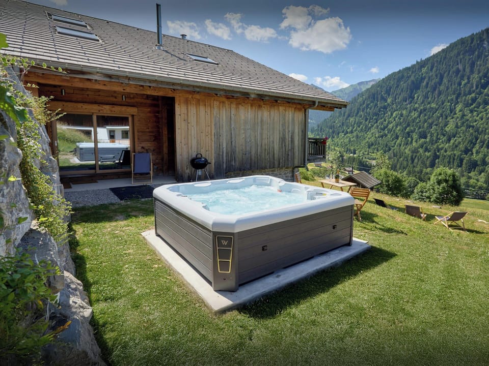 Summer exterior with jacuzzi
