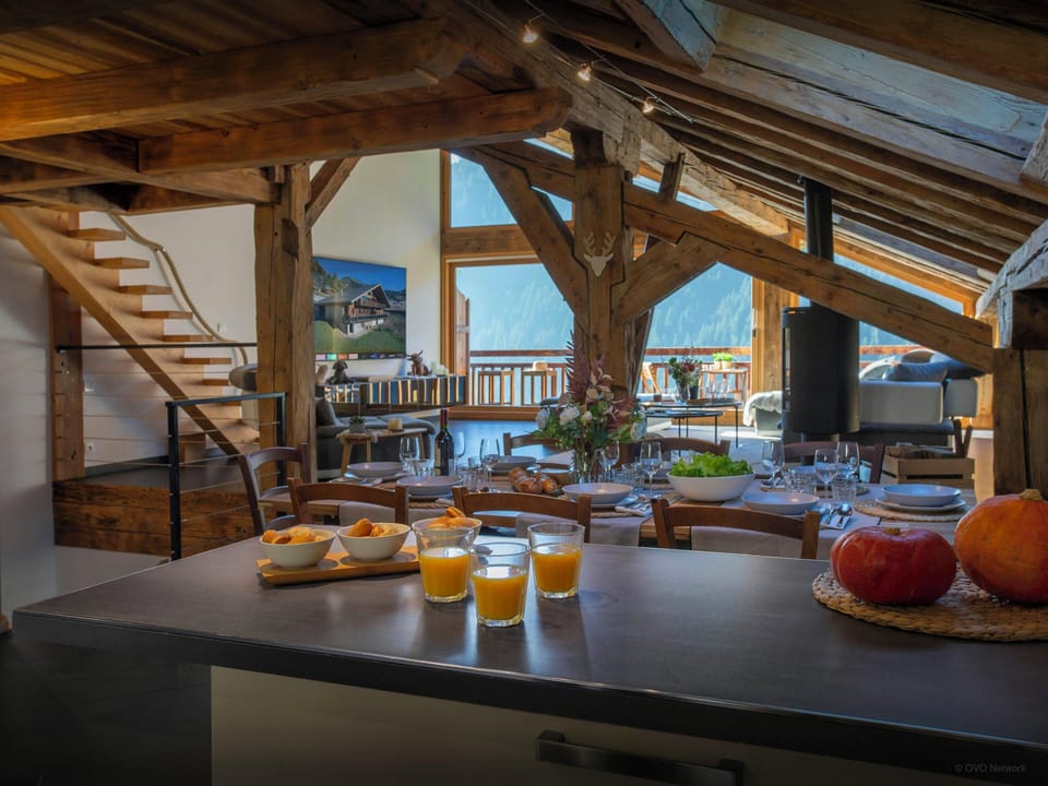 kitchen/dining