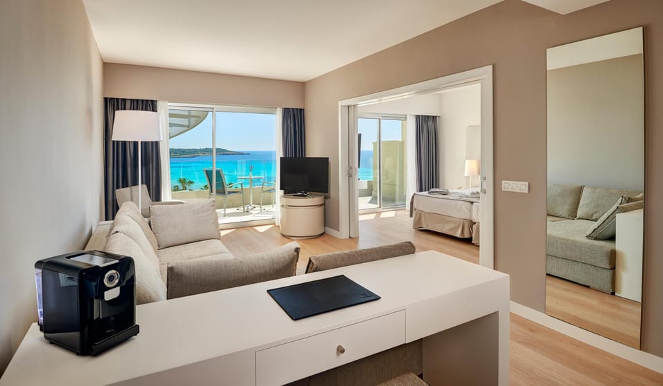 Minibar, in-room safe, desk, blackout drapes