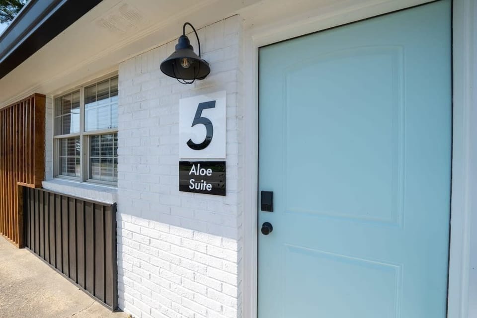 Unit Entrance