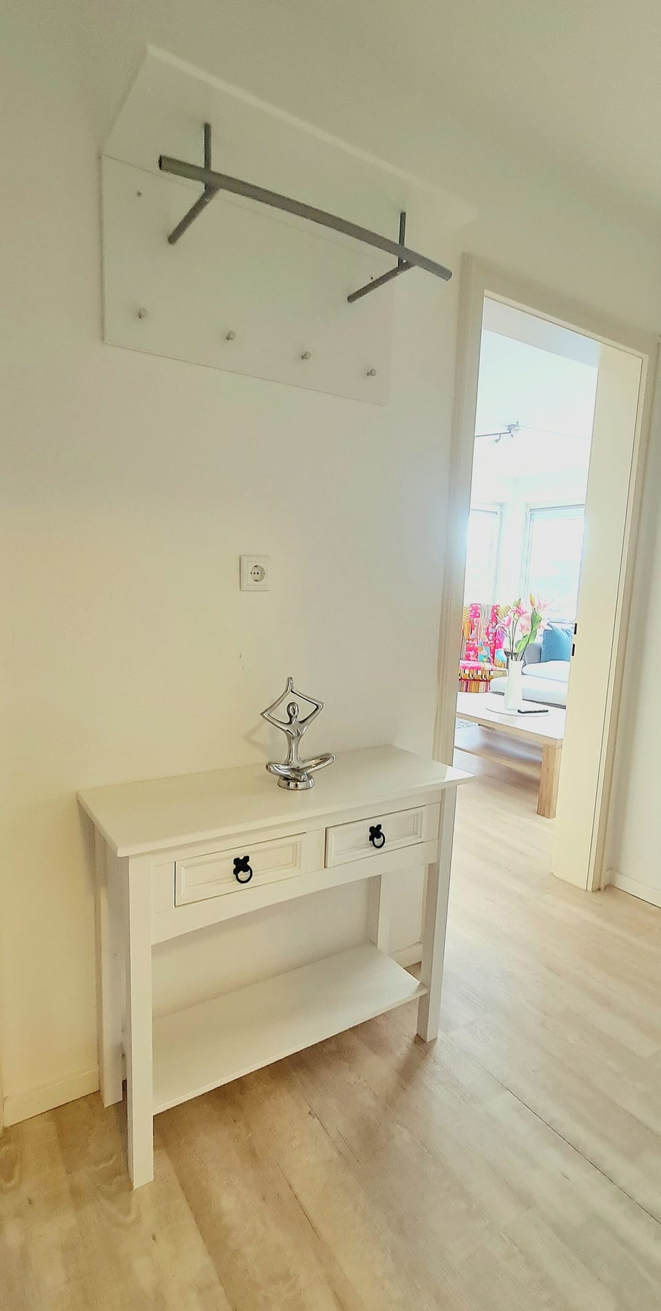 Deluxe Condo, Mountain View | 1 bedroom, in-room safe, blackout drapes, free WiFi