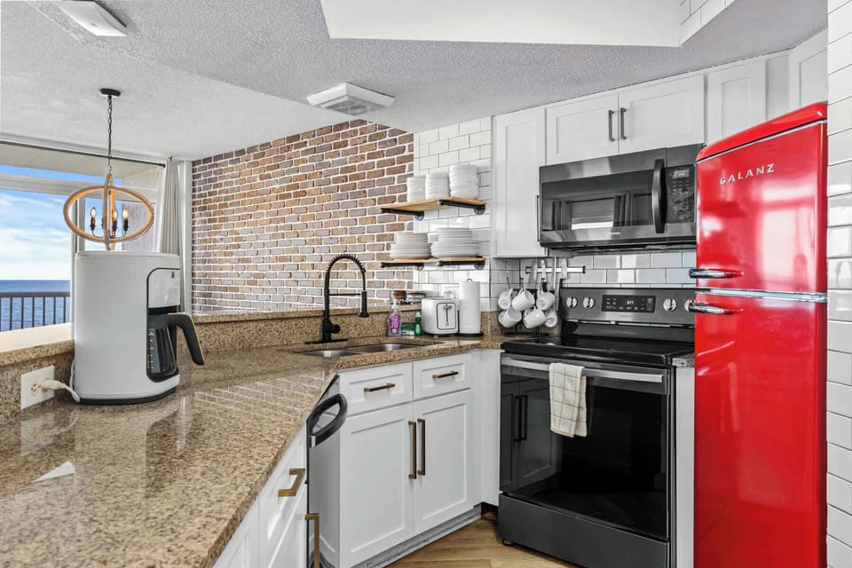 Modern Kitchen Vibes