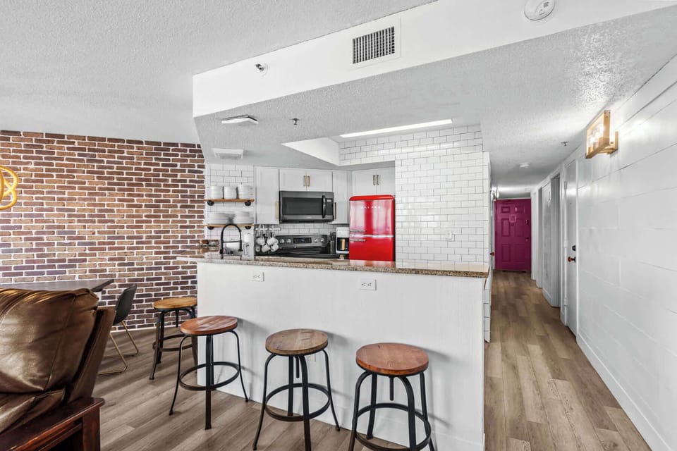 Sleek Kitchen Setup