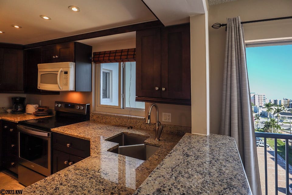Lovely Kitchen with granite countertops