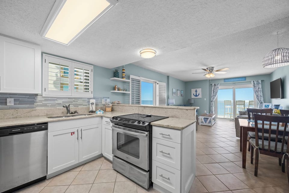 Westwind 701 Kitchen area
