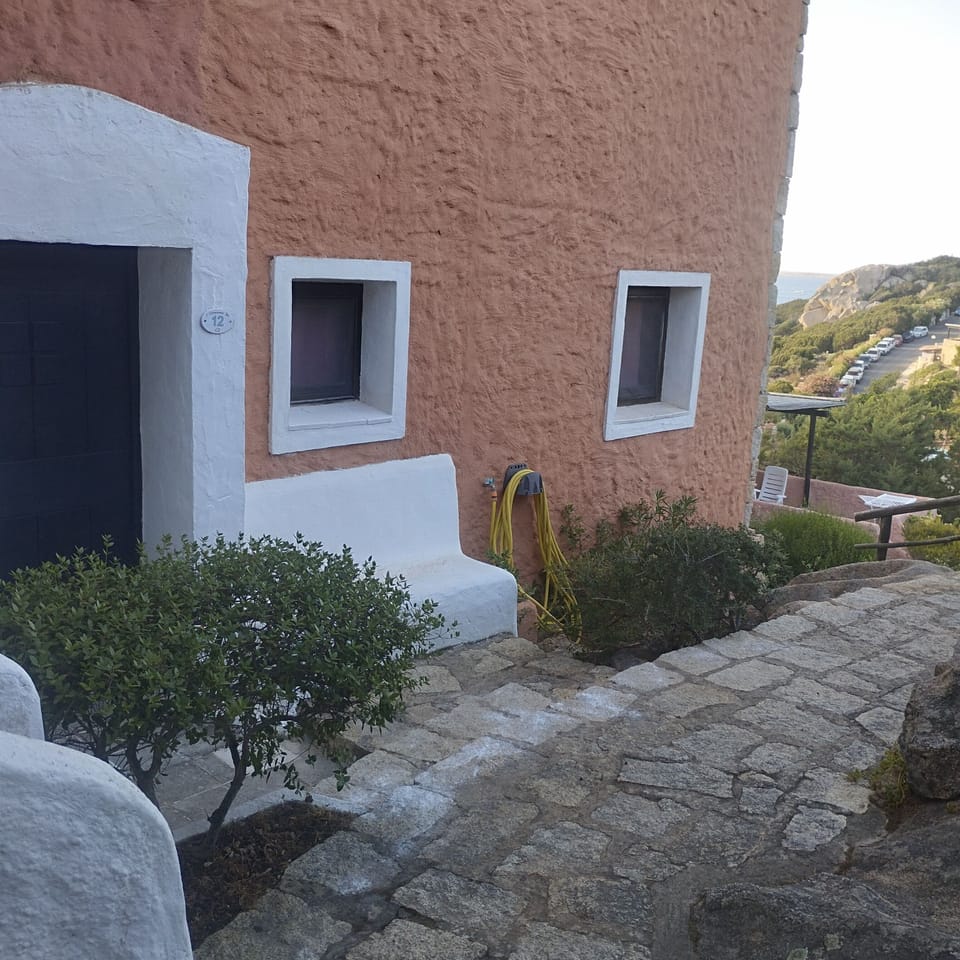 Apartment, 2 Bedrooms, Smoking, Patio | Exterior detail