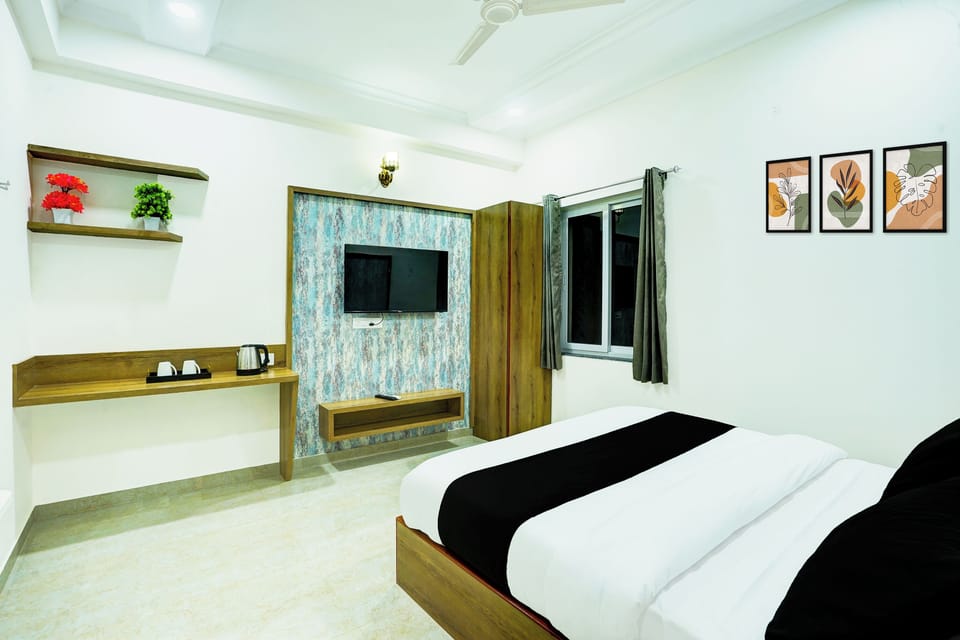 Economy Double Room | Desk, laptop workspace, free WiFi