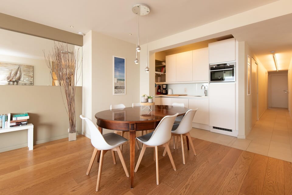 Apartment | Dining