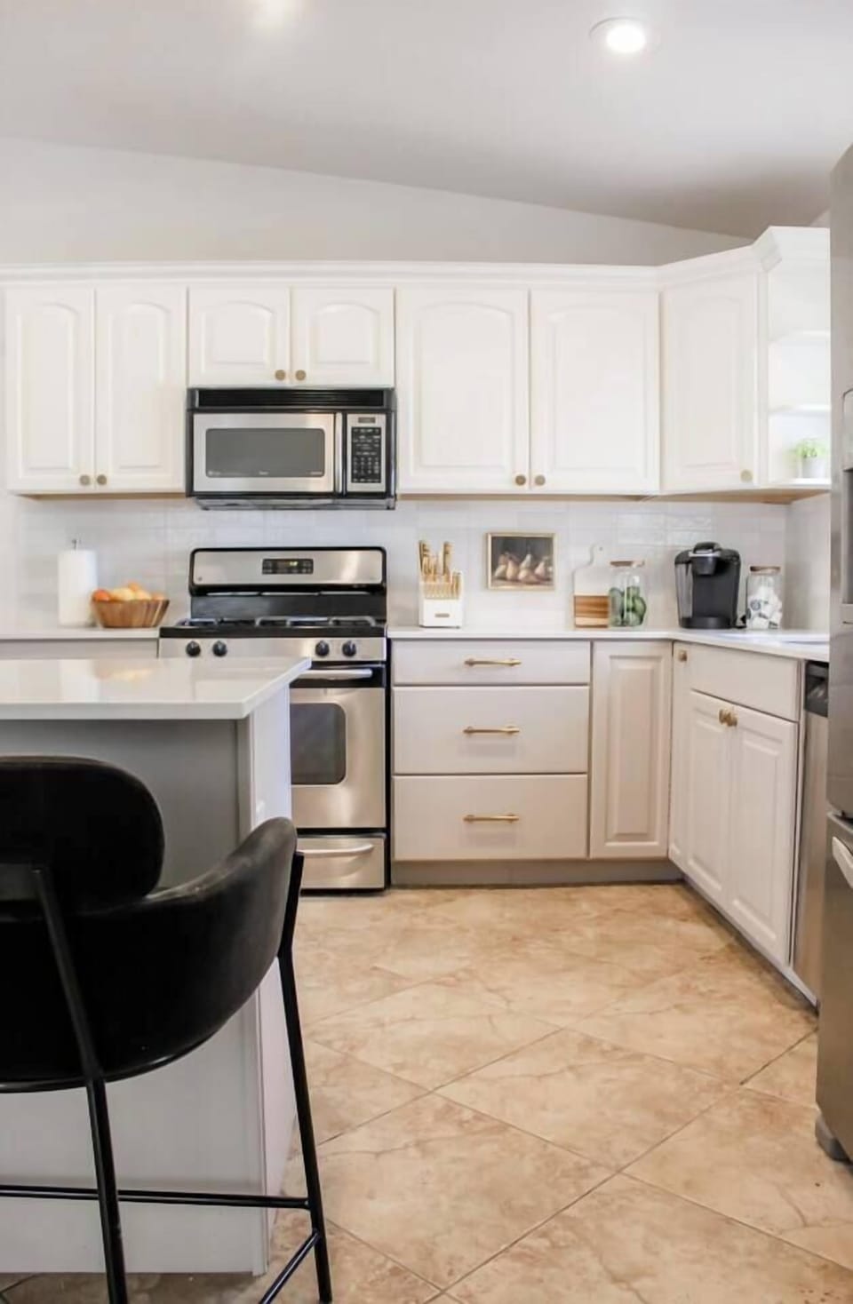 Fully equipped kitchen with modern appliances for all your cooking needs.