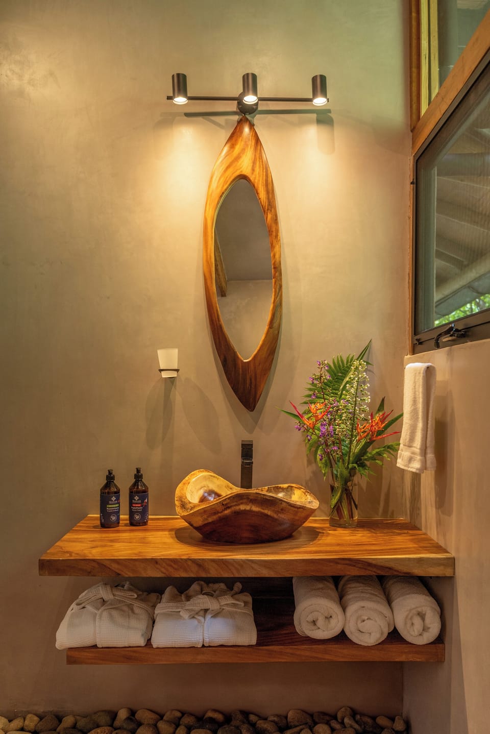 Deluxe Tree House, Kitchen, Mountain View | Bathroom | Shower, slippers, towels, soap