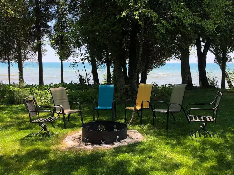 Fire pit with chairs
