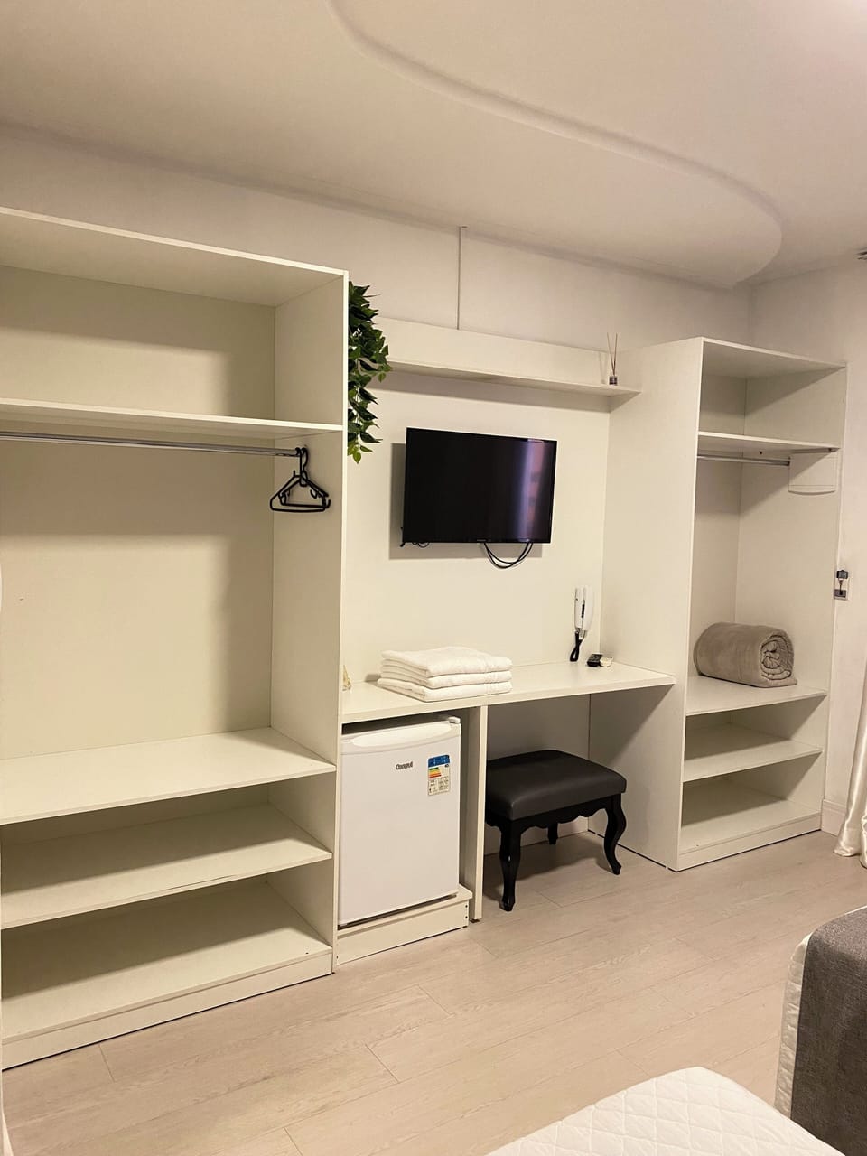 Triple Room | Soundproofing, free WiFi