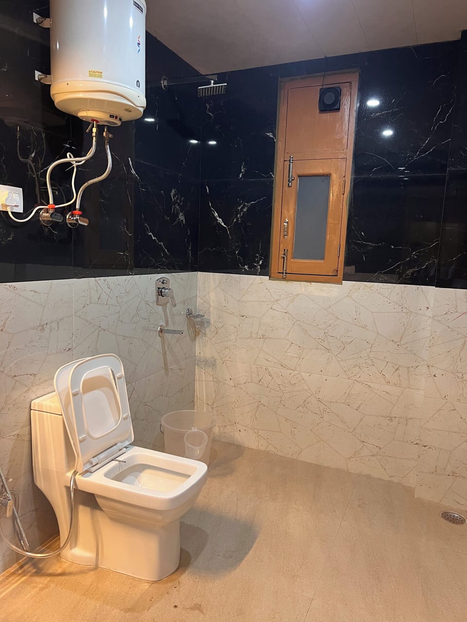 Classic Double Room, Balcony, Mountain View | Bathroom | Shower, bathrobes, slippers, towels