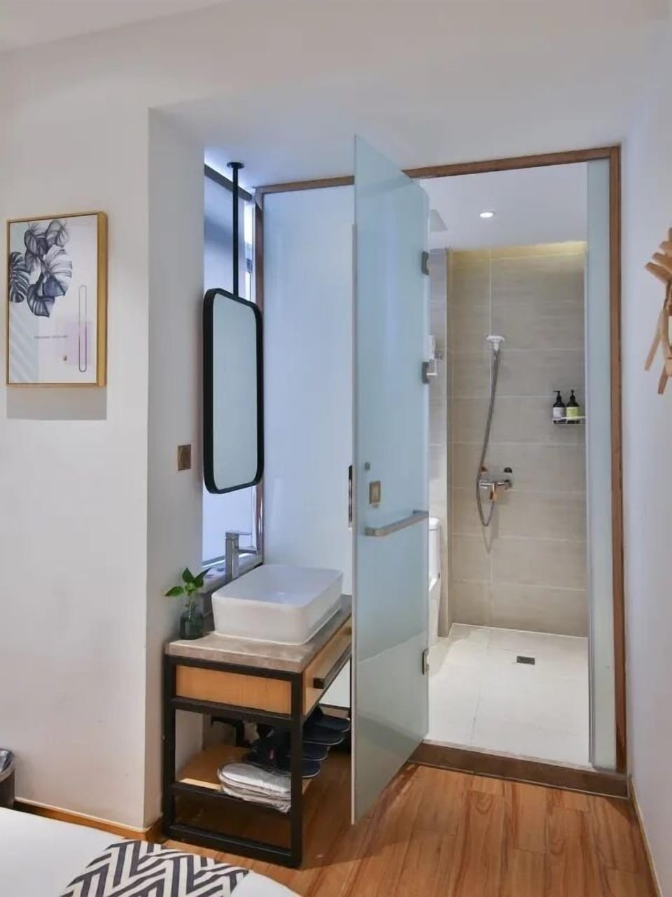 Standard Shared Dormitory, Men only, Ensuite | Bathroom | Shower, hair dryer, slippers, towels
