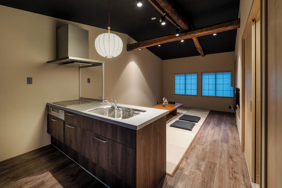 Apartment, 2 Bedrooms, Non Smoking | Private kitchen | Mini-fridge, microwave, stovetop, cookware/dishes/utensils