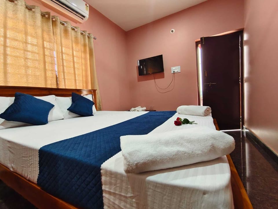Double Room | Desk, free WiFi
