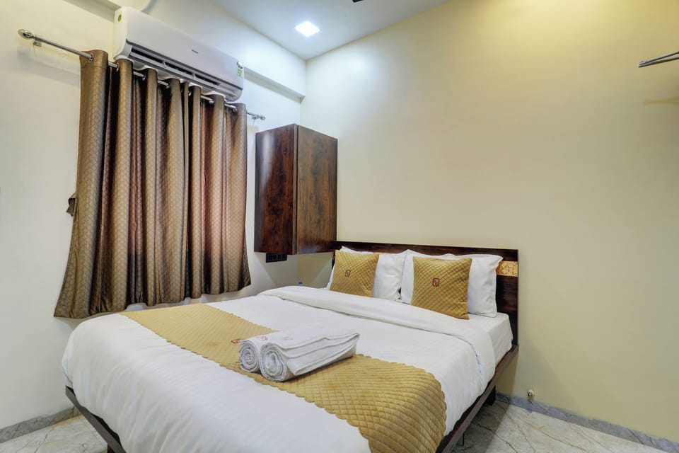 Deluxe Double Room, City View | Free WiFi
