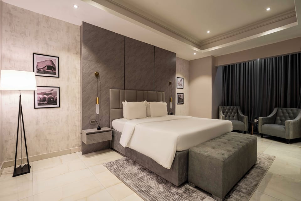 In-room safe, soundproofing, WiFi (free), individually decorated