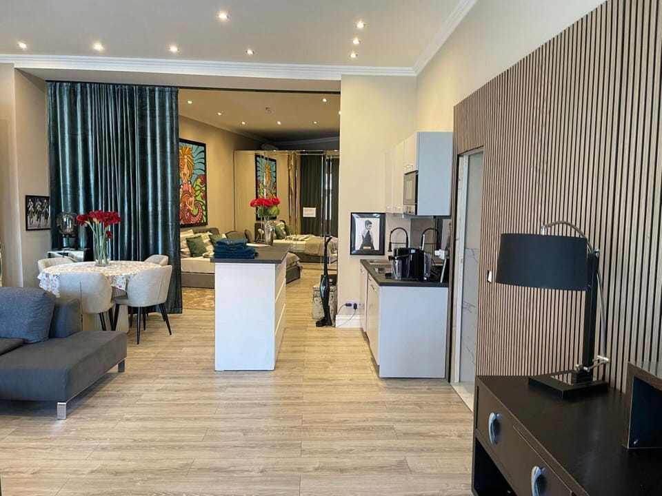 Apartment | Living room