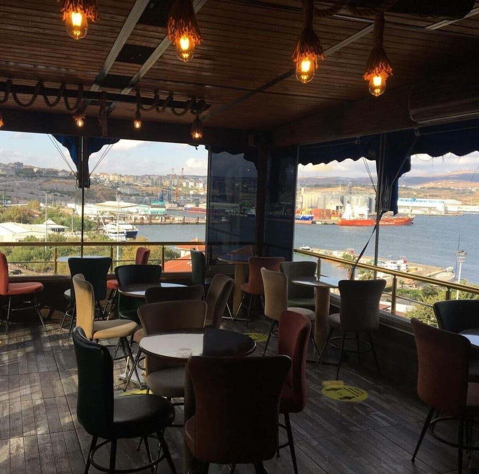 Cafe