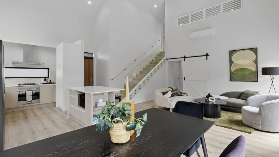 Open plan kitchen and dining area