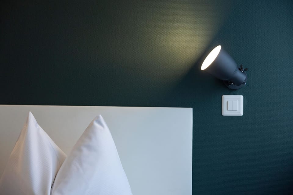 Classic Twin Room | Interior detail