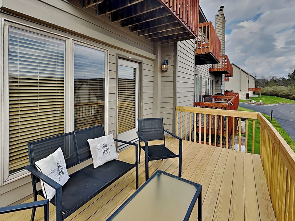 Studio (4 Bedrooms) | Property amenity