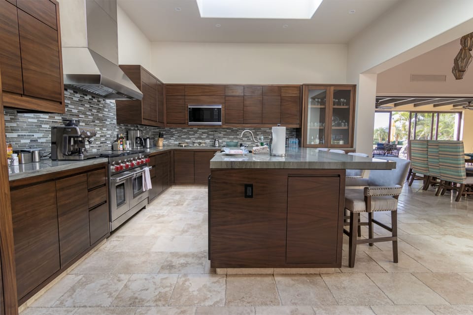 Kitchen (2)