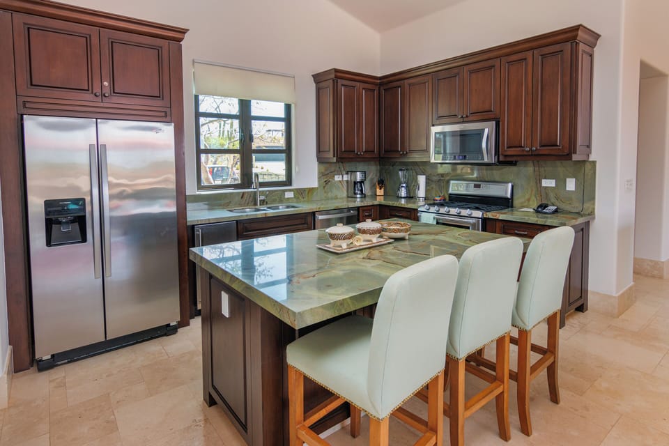 Kitchen (2)