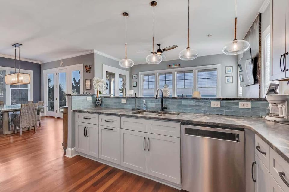 One Step Away Lower - Carolina Beach - Kitchen