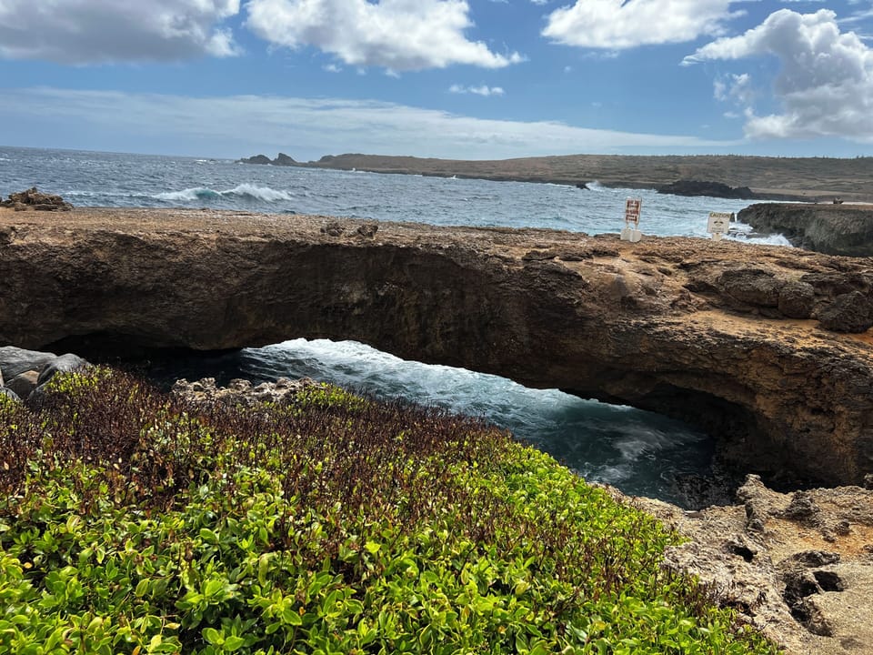 Natural bridge, North coast