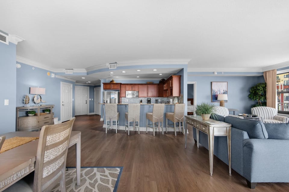 Condo, Multiple Beds (Emerald Grande W625) | Living area | TV