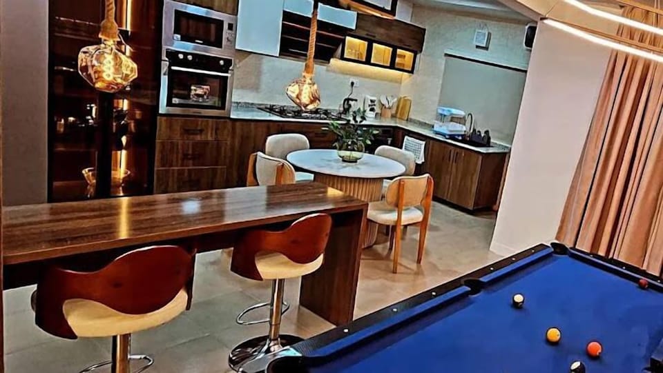 Family Apartment, Balcony, City View | Living area